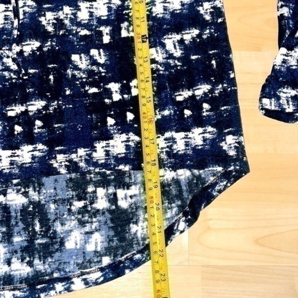 Threads 4 thought longsleeve pullover hoodie S black blue white gently preloved - Picture 5 of 8